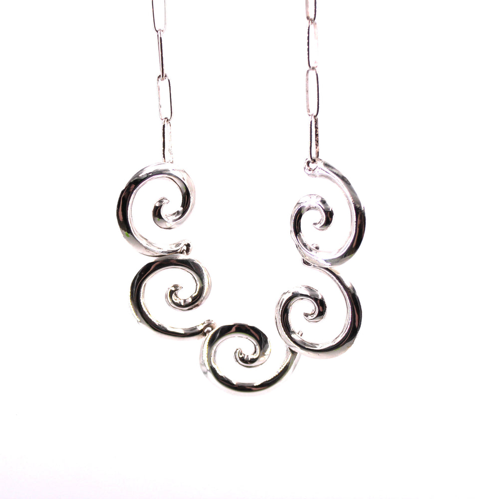 Swirl Link Chain Necklace