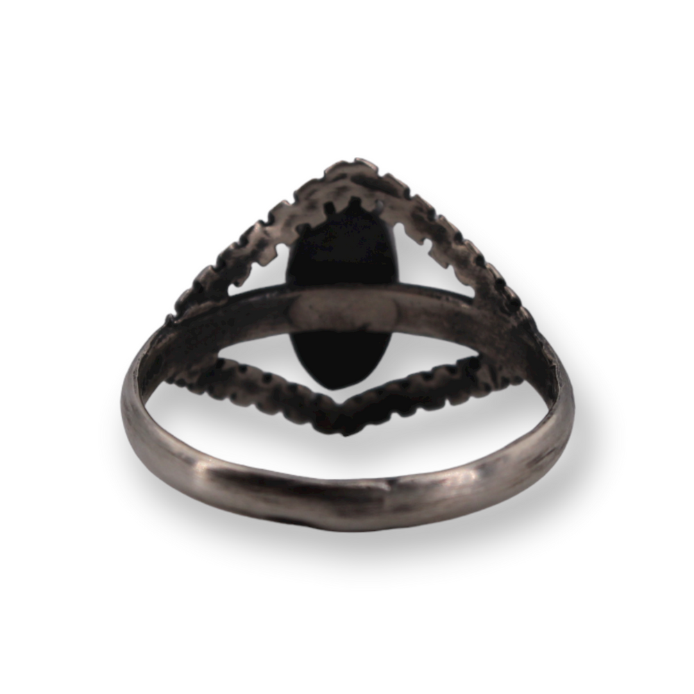 Spiny Oyster Split Band Ring