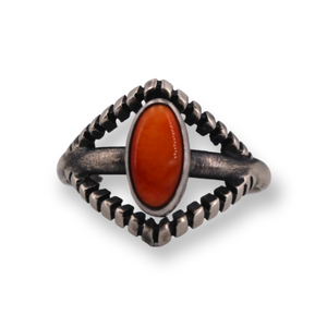 Spiny Oyster Split Band Ring