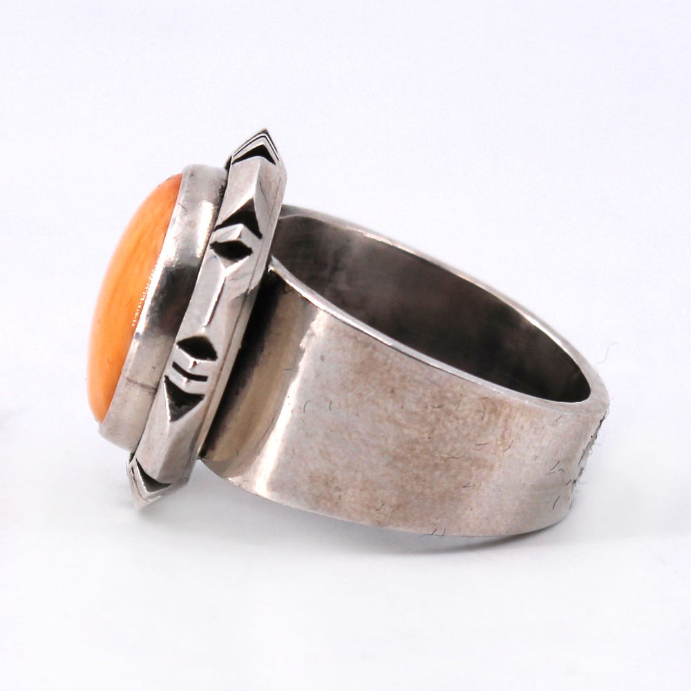 Orange Spiny Oyster and Sterling Silver Ring with Starburst/Flower Detailing